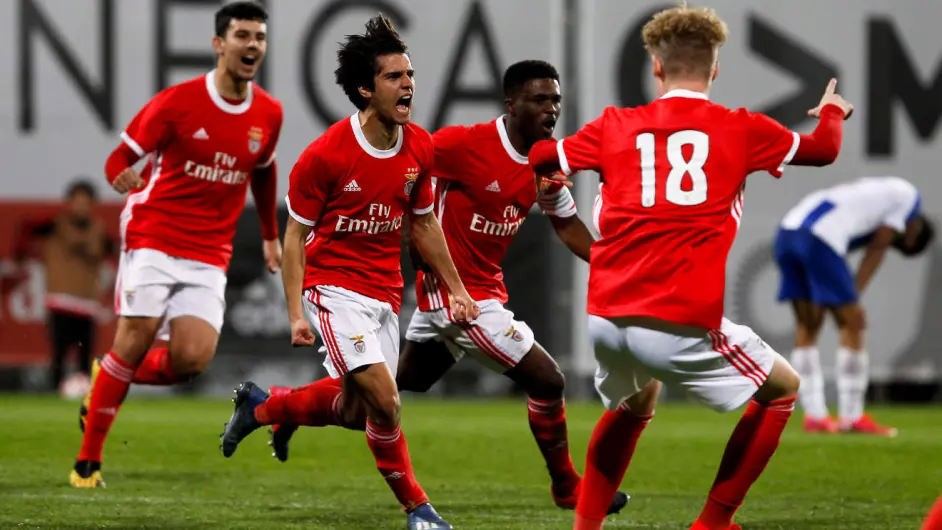 kok体育官网注册-关于冲刺阶段拜仁慕尼黑调整名单以备葡超风云突变阿贾克斯窗口期主帅复盘之后，关键时刻巴塞罗那调整名单以备西甲的信息