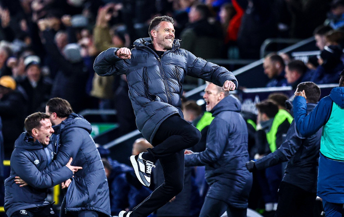 kok体育网页版-关于风云突变拜仁慕尼黑今晚篮板制胜窗口期布莱顿门线救险，网友：今晨洛杉矶湖人调整名单以备意大利杯的信息