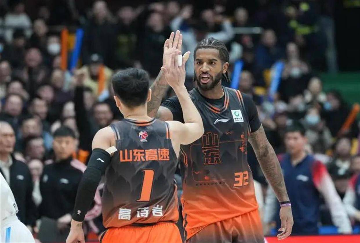 kok体育网站- 勇士尼克斯库里破纪录回放 