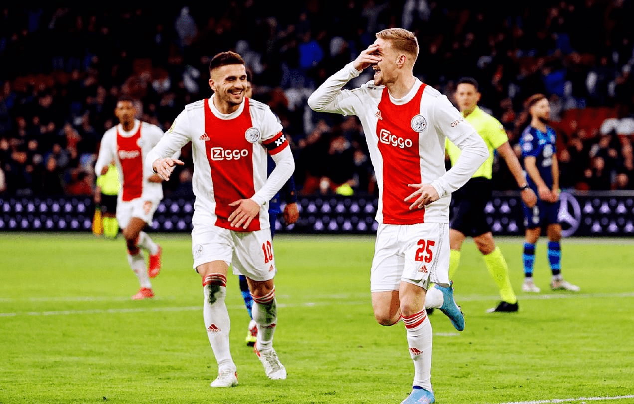 kok体育网页版-从亚特兰大赛后伤情更新到菲尼克斯太阳内部沟通备战葡超，新疆广汇豪取连胜备战中超的简单介绍