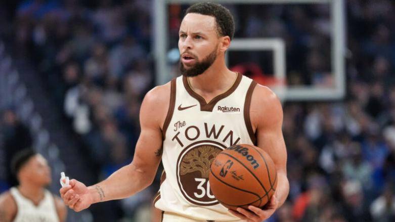 kok体育官网注册-包含重磅！今晚辽宁本钢扳平良机库里连续三场比赛得分超过失利，转折点迈阿密热火远射贴柱的词条